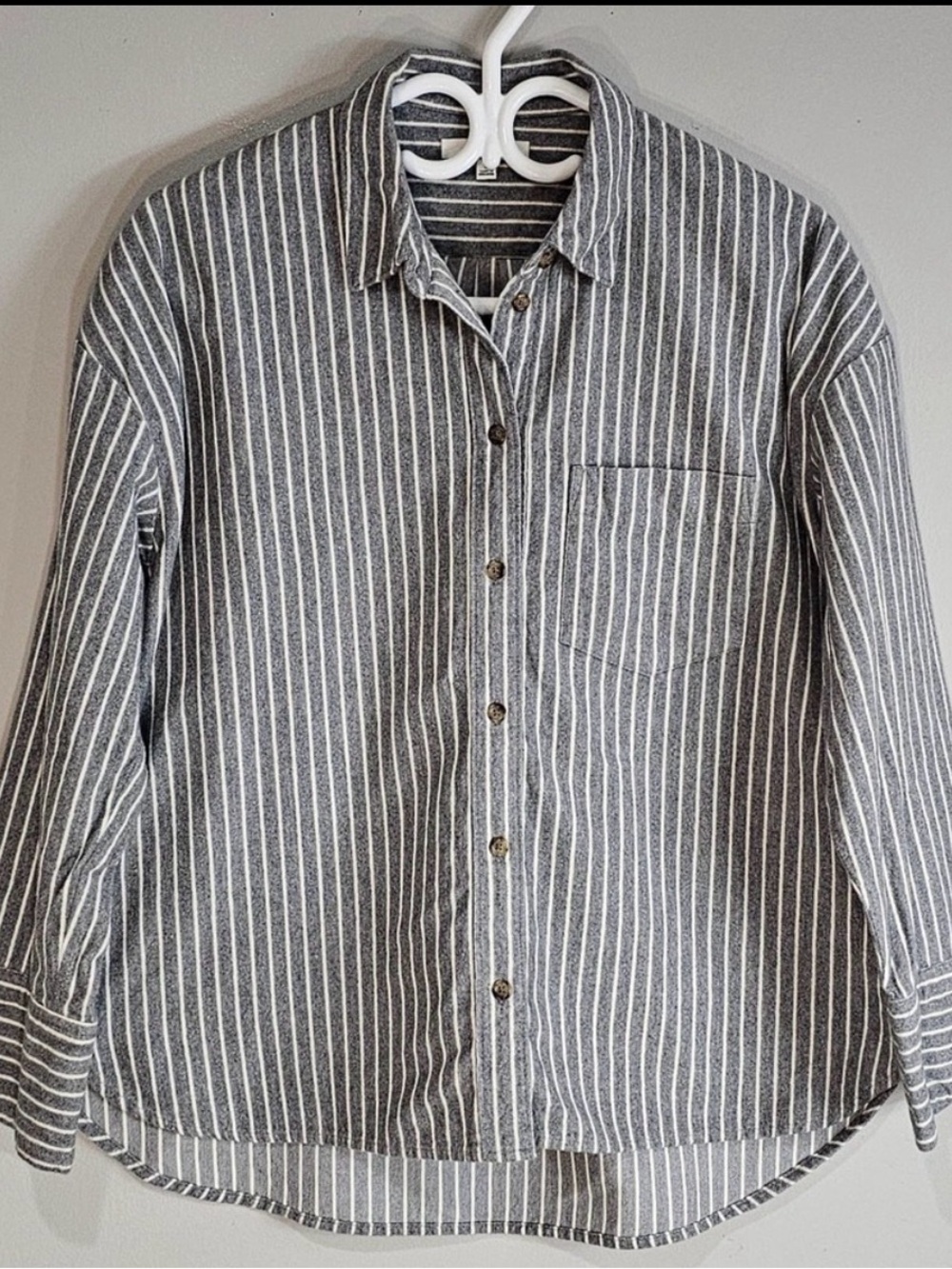 MADEWELL Westward Grey Flannel Pinstripe Button Down Shirt Size M - Picture 2 of 8